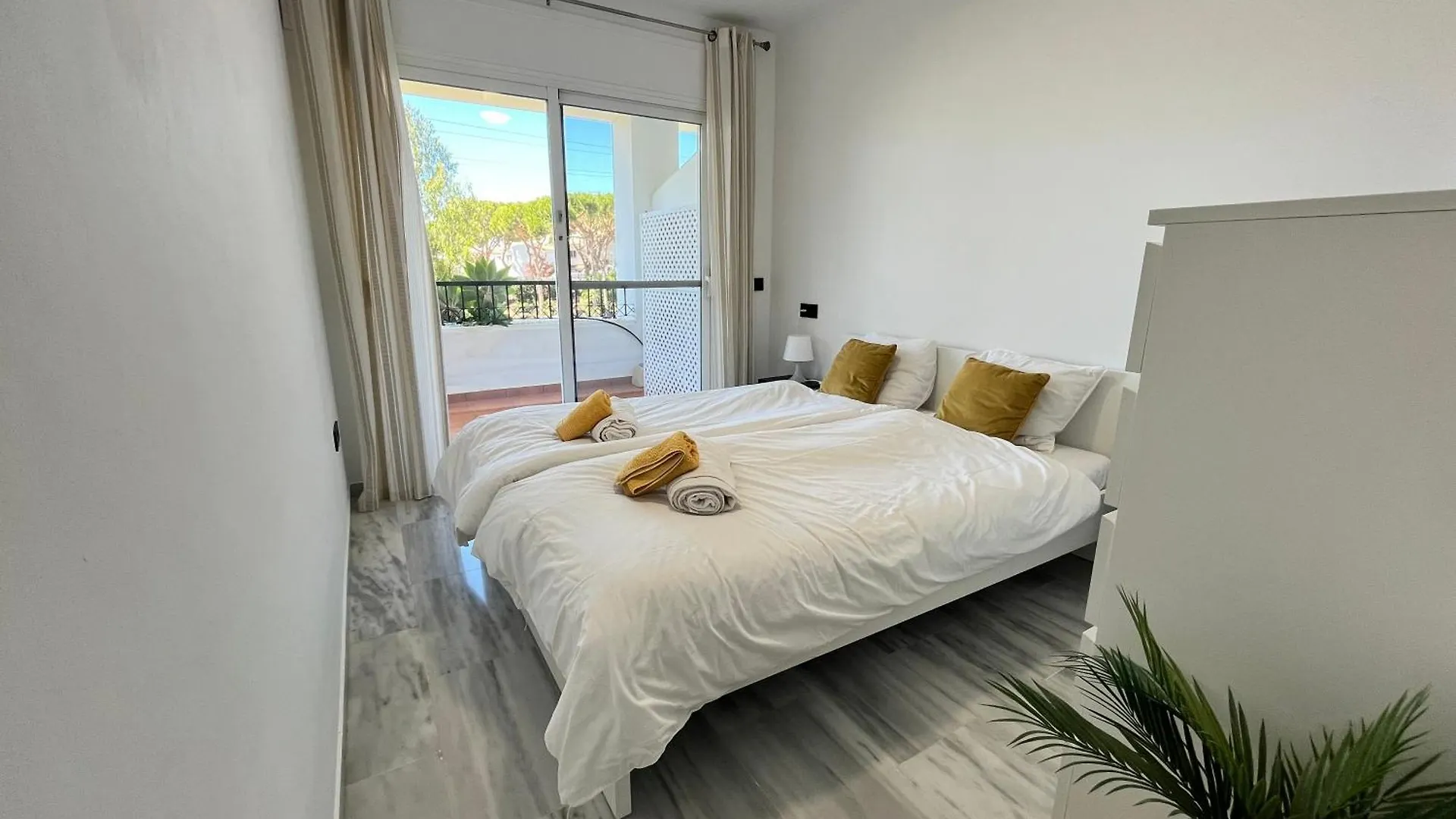 Charming Peaceful Apartment - Calahonda, Mijas Sitio de Calahonda